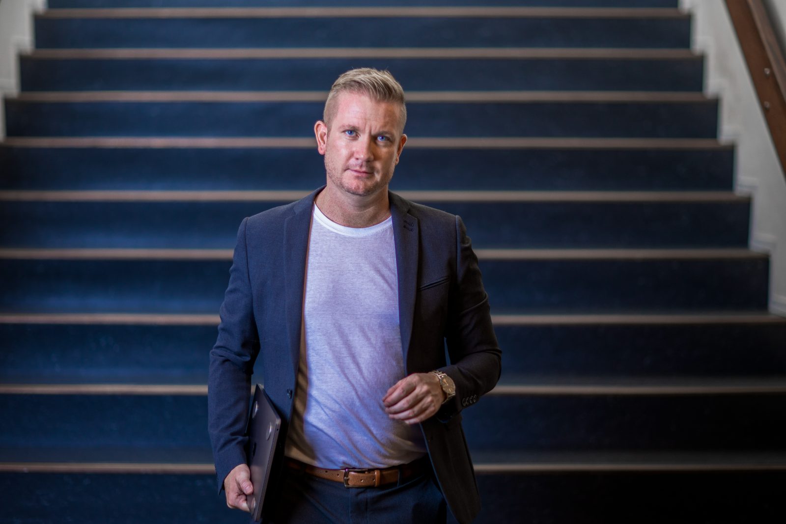 Simon Grevang med 15+ års erfaring i SEO og digital strategi